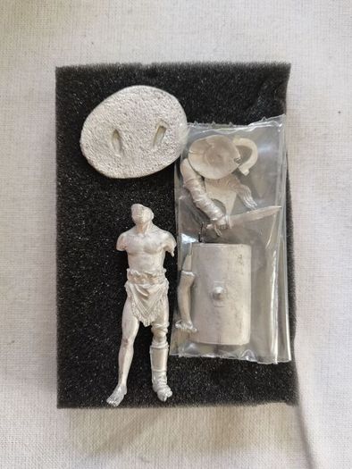 Roman Gladiator "Murmillo" by Pegaso Models