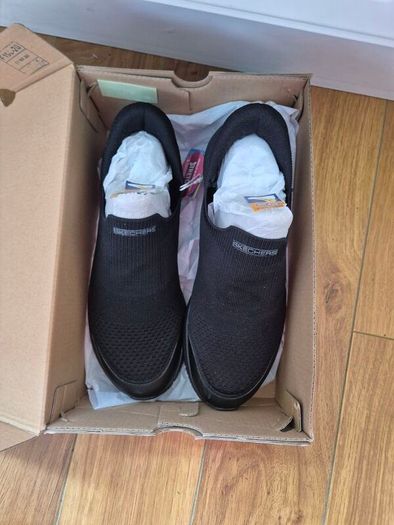 Skechers