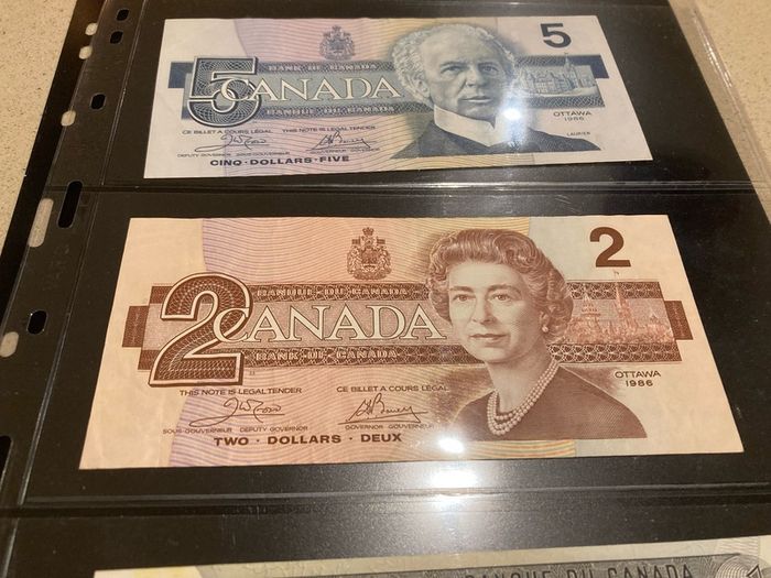 Canada Banknotes lot of 4