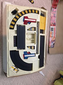 Vintage Matchbox Powertrack PT-6000 Race and Chase Slot Car Set