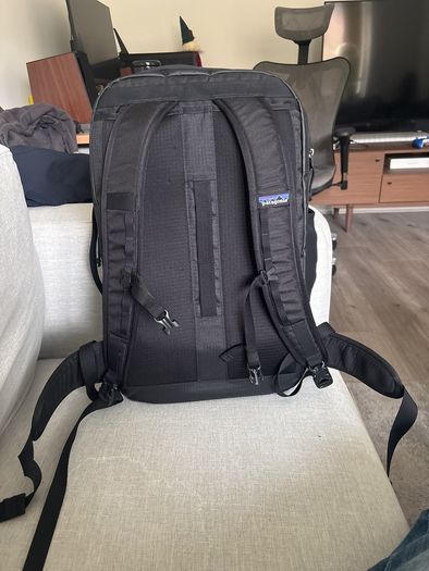 Patagonia mini mlc black backpacking