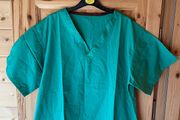 Scrubs Medium Top