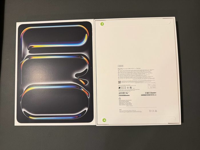 iPad Pro 13-inch,256GB (M5 2025) WiFi+ Cellular (IRISH STOCK) Brand New Sealed 1 year Apple warranty RRP 1729