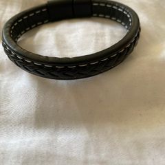 Bracelet leather