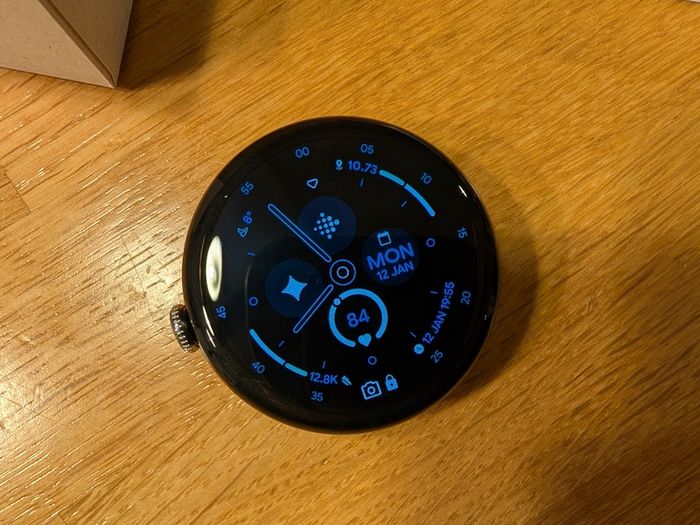 Google Pixel Watch 3, 45mm Wifi, Silver/Porcelain color
