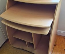 Computer desk