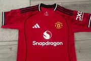 Manchester United 2025 26 Home Sesko 30