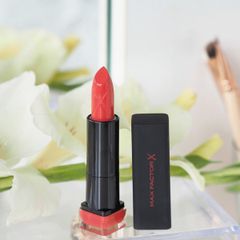Max Factor Lipstick Matte in Flame 15 - New