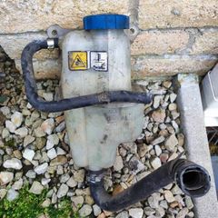 Alfa 159 coolant expansion tank
