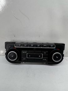 Volkswagen Passat B7 2011 Heated Seats Buttons Control Unit 5k0907044ea A2l11b3s