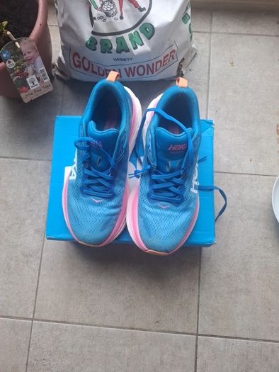 hoka