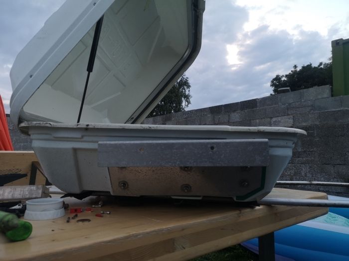 camper roof box