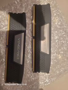 48 Gb DDR5 (2x24 Gb) Corsair Vengeance Black 5600 Mhz. More DDR5 Kits on my profile as well.
