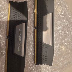 48 Gb DDR5 (2x24 Gb) Corsair Vengeance Black 5600 Mhz. More DDR5 Kits on my profile as well.