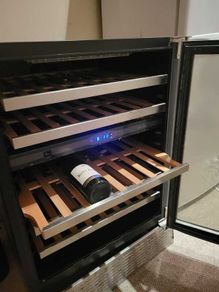 Wine Cabinet for 46 bottles, two temperatures set up