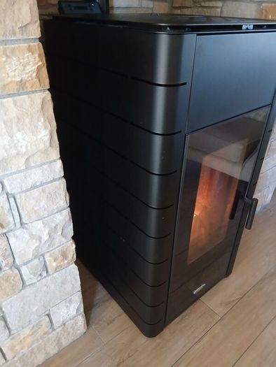 Stanley wood pellet stove 2300kw