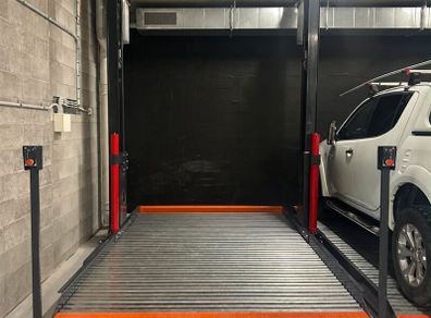 Car Parking Lifts / Vehicle Storage Stackers  Kg