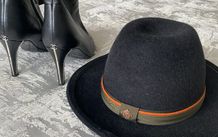 Elegan Ankle Boots. CHANNEL. UK.7. Mint conditions.