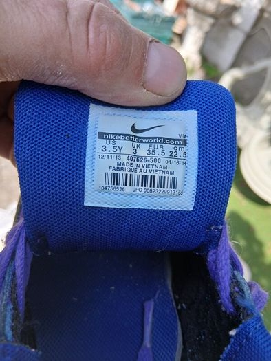 kids nike shoes