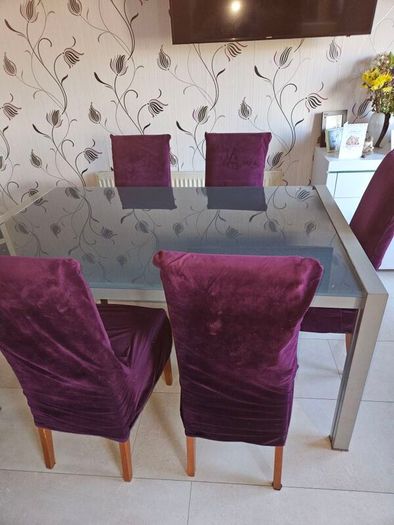 Table and 6 Chairs