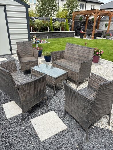 Garden Furniture in great condition.