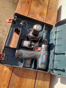 Bosch Professional drill driver with impact function, 2 batteries and charger