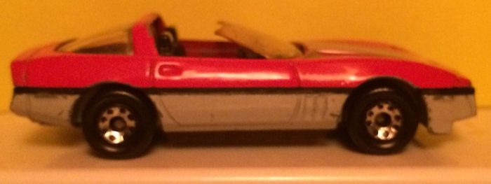 Matchbox 1-75 1984 Corvette