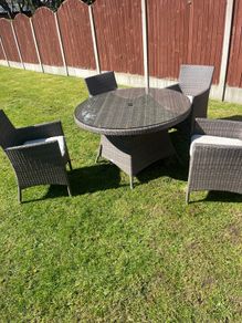 Outdoor bramblecrest furniture