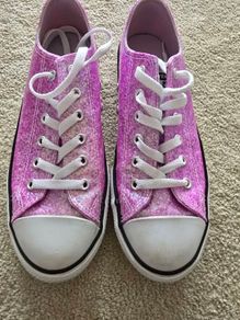 Converse All Stars size 4