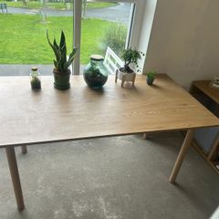 Wood veneer dining table