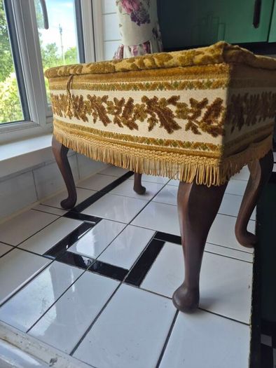 Vintage MidCentury 1950s Tapestry sewing box foorstool