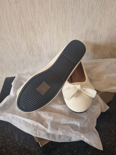 women's flats