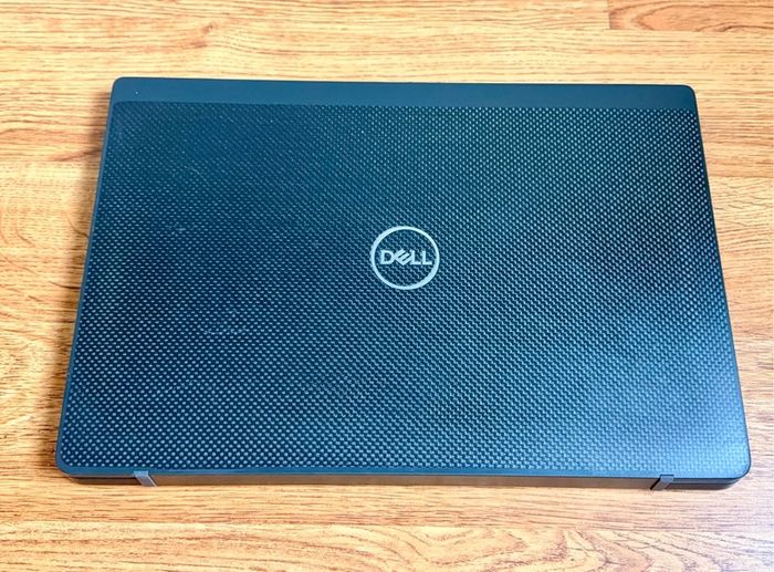Dell Latitude 7400
