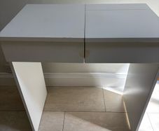Dressing table
