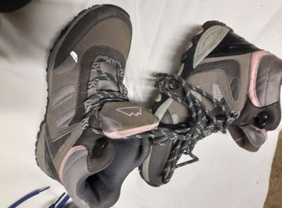 Snow boots, size 2 (eur 34)