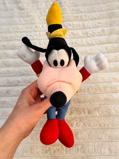 Playskool Disney Goofy approx. 10" (with hat) Plush Vintage Used Please see photos