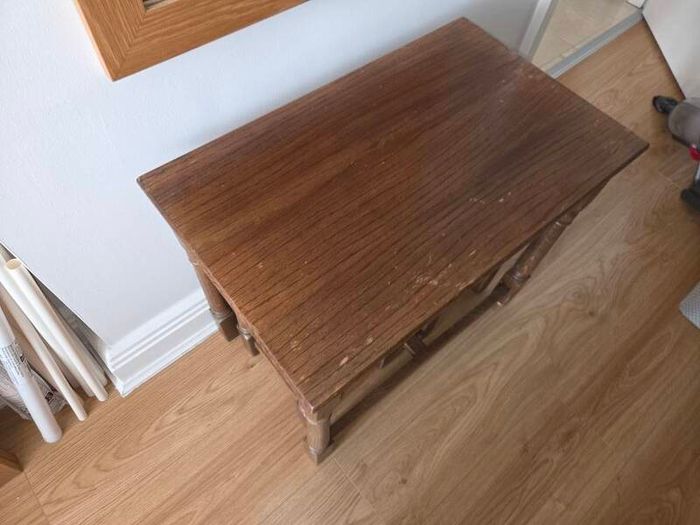 Oak Nest of 3 tables