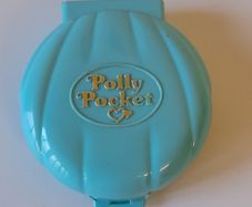 Vintage Polly Pocket Pollys Beach House