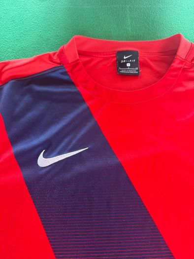 Nike elasric t-shirt sportswear top size S