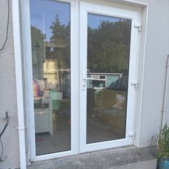 Door. Exterior & window side panel