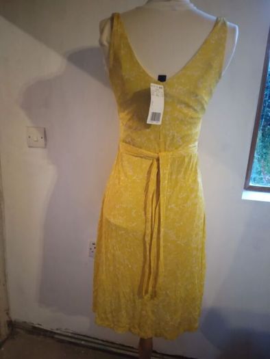 Quality Dress Brand New size 12