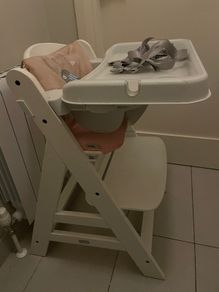 Hauck highchair with straps