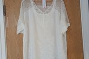 Floryday Top. S. XL - 18.   B.N.W.T.