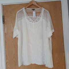 Floryday Top. S. XL - 18.   B.N.W.T.