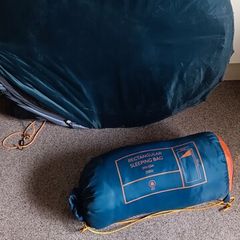 camping tent queshua with sleeping bag