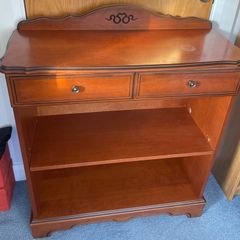 Rossmore shelf