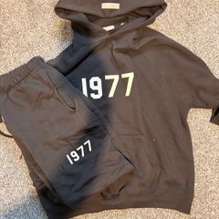 1977 essentials tracksuit