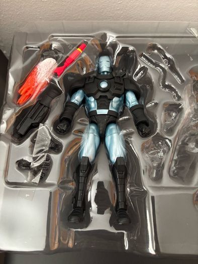 Marvel Legends War Machine