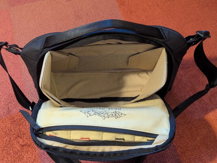 Peak Design Everyday Sling 5L - Black (Camera / EDC Bag)