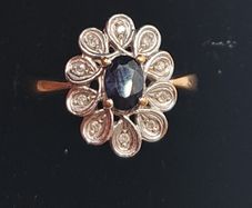 Vintage 9ct yellow gold sapphire and diamonds